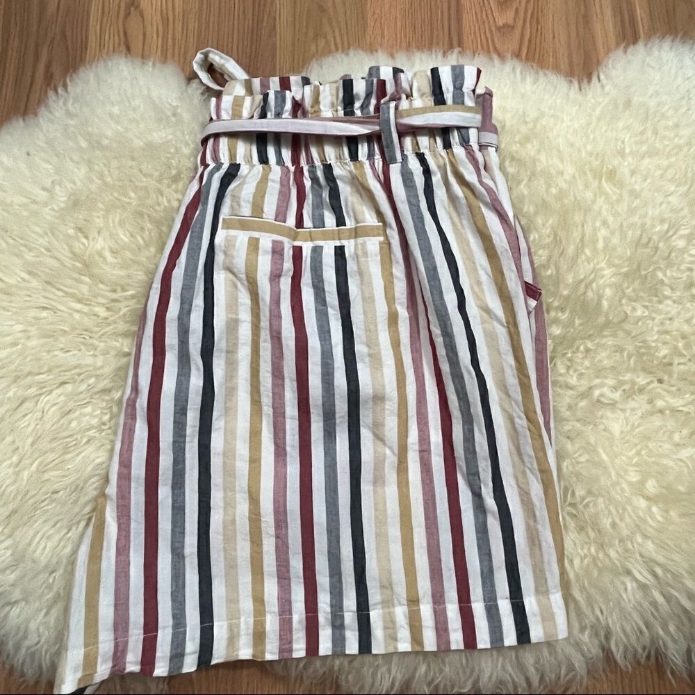 Forever 21+ Striped Cotton Paper Bag Shorts 3X - Picture 2 of 6